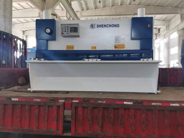 30X2500高精度剪板機