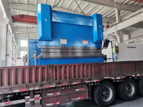 250Tx3200伺服泵控?cái)?shù)控折彎機(jī)